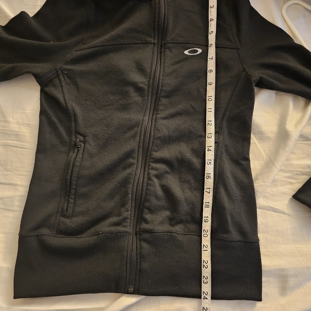 OAKLEY Women's Athletic Zip-Up Hoodie - Picture 5 of 5